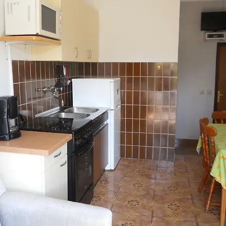 Donja 5030b Apartment *