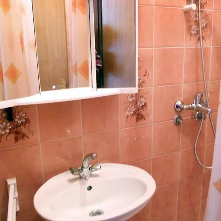 Donja 5030b Apartment